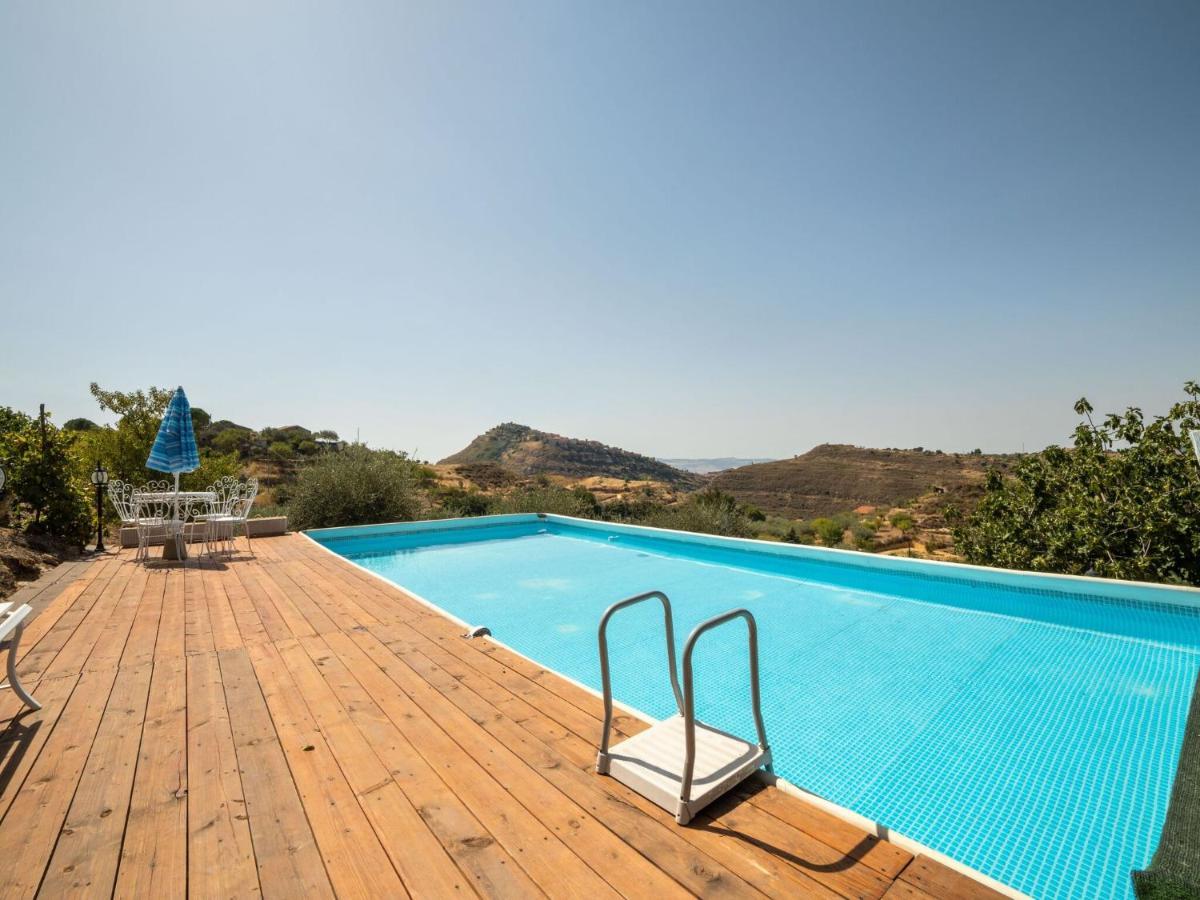 Belvilla By Oyo Modern Villa In Nissoria With Pool Экстерьер фото
