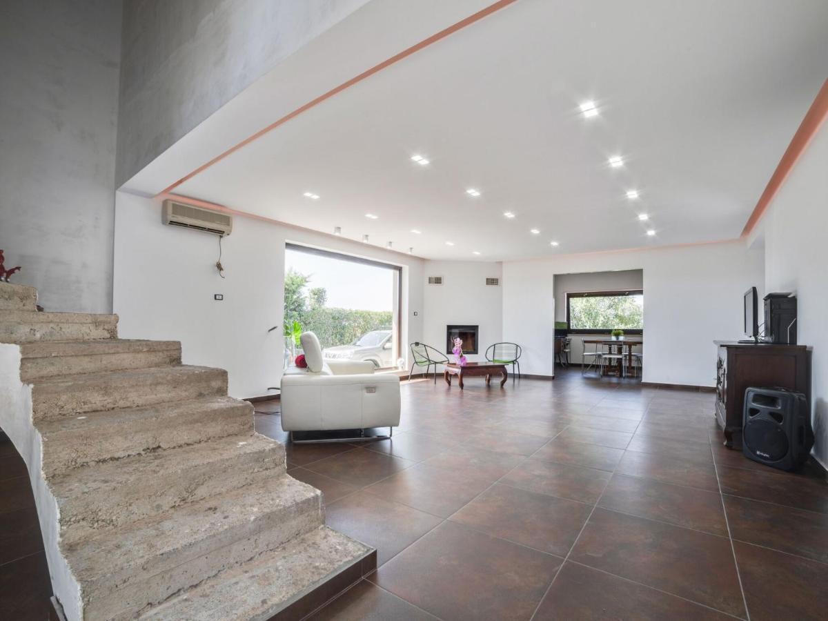 Belvilla By Oyo Modern Villa In Nissoria With Pool Экстерьер фото
