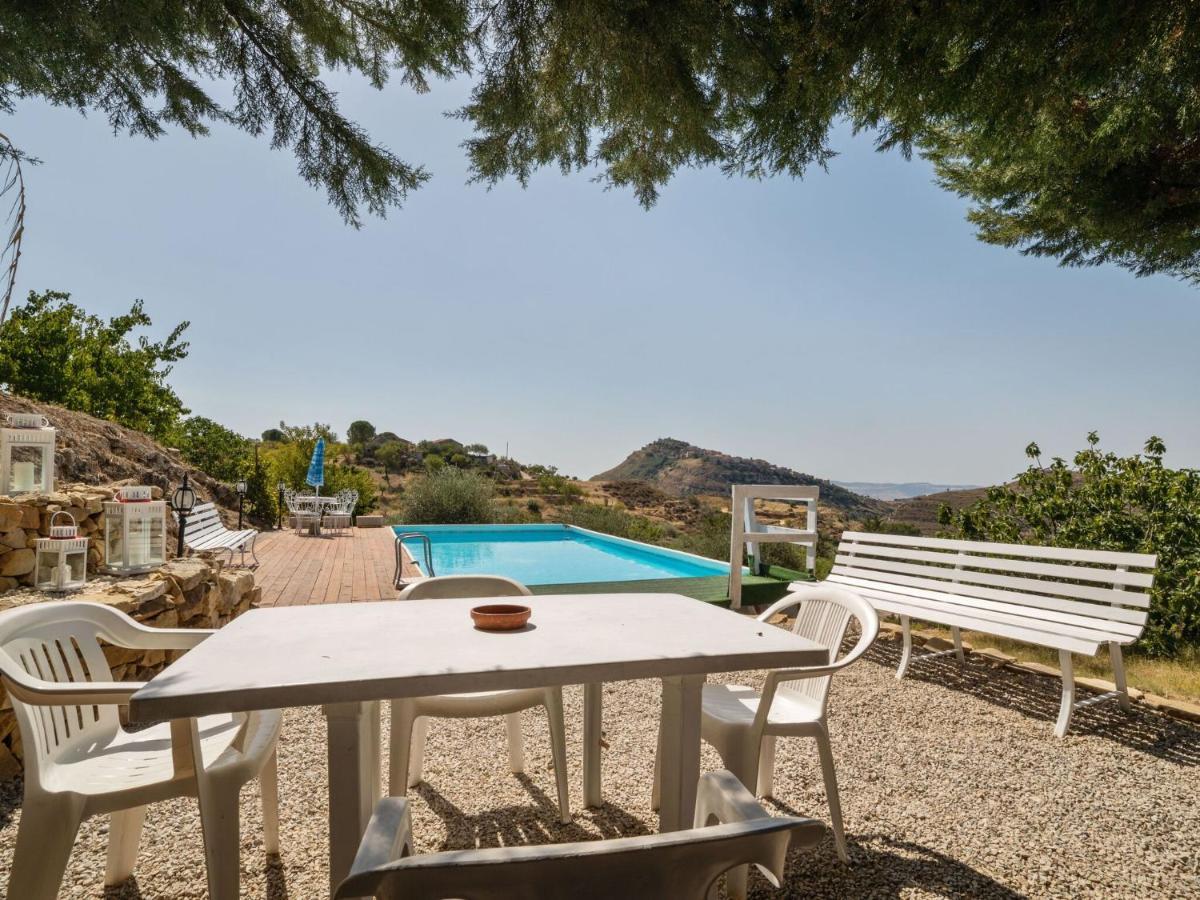 Belvilla By Oyo Modern Villa In Nissoria With Pool Экстерьер фото